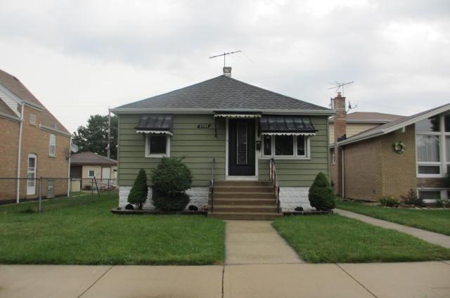 5733 S Neenah Ave., Chicago, IL 60638