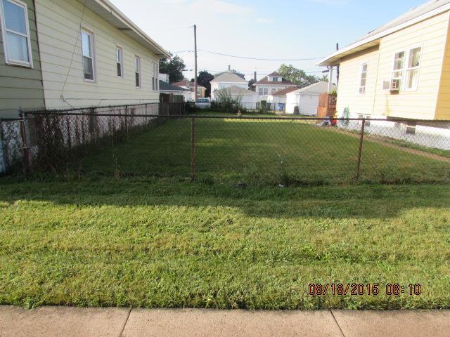5433 W 30th St., Cicero, IL 60804