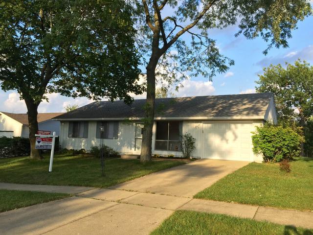 311 Chase Ter., Streamwood, IL 60107