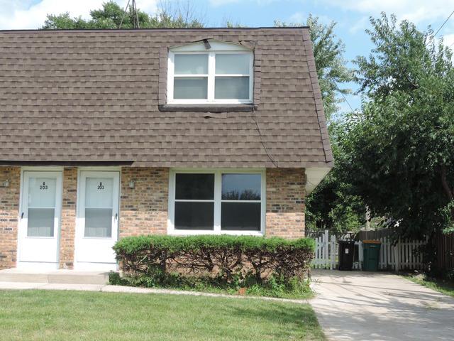 203 Laurel Dr. #B, North Aurora, IL 60542