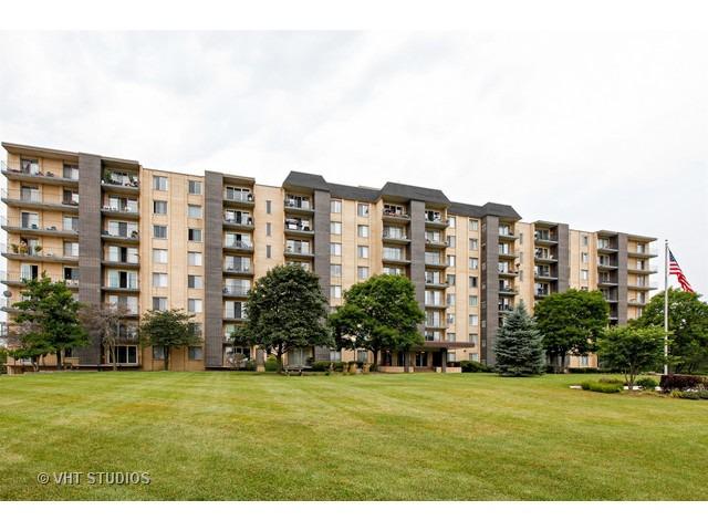 5400 Walnut Ave. #808, Downers Grove, IL 60515
