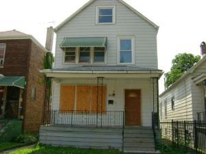 8432 S Saginaw Ave., Chicago, IL 60617