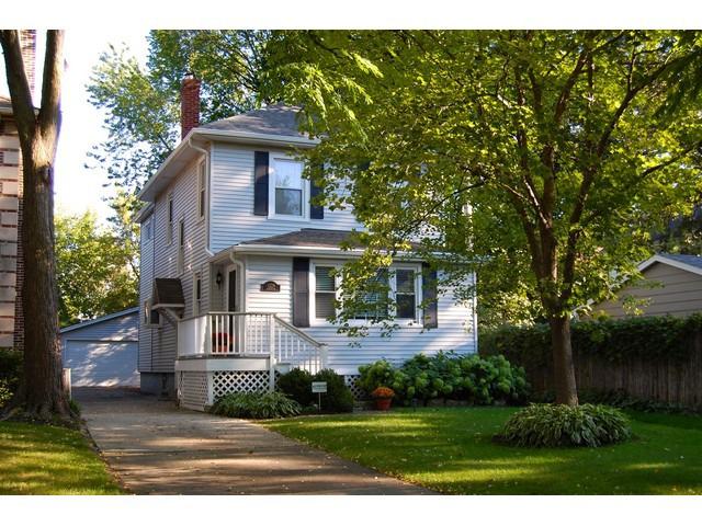 1229 Washington Ave., Wilmette, IL 60091