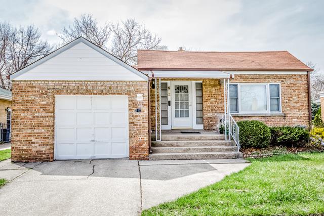 912 Newcastle Ave., Westchester, IL 60154