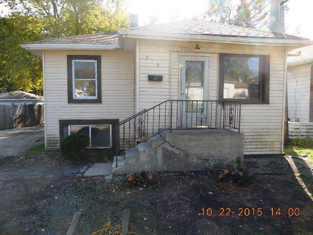 213 W School St., Villa Park, IL 60181
