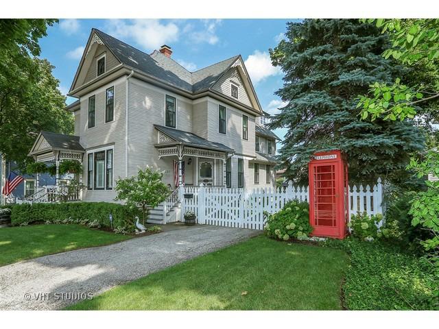 125 North Ave., Barrington, IL 60010