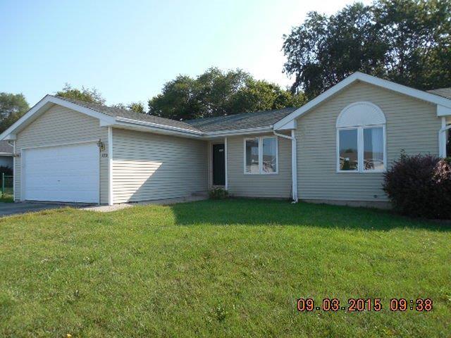 4330 Chesterfield Ave., Rockford, IL 61109