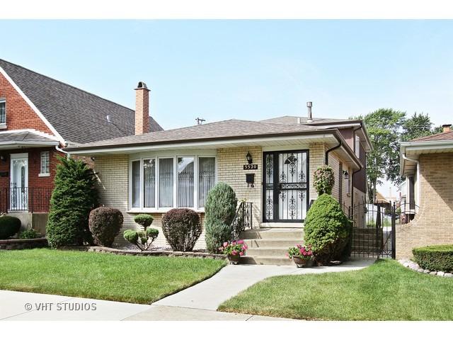 5520 S Nashville Ave., Chicago, IL 60638