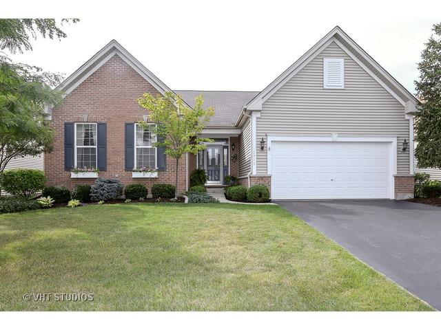 2311 Creekwood Dr., Mundelein, IL 60060
