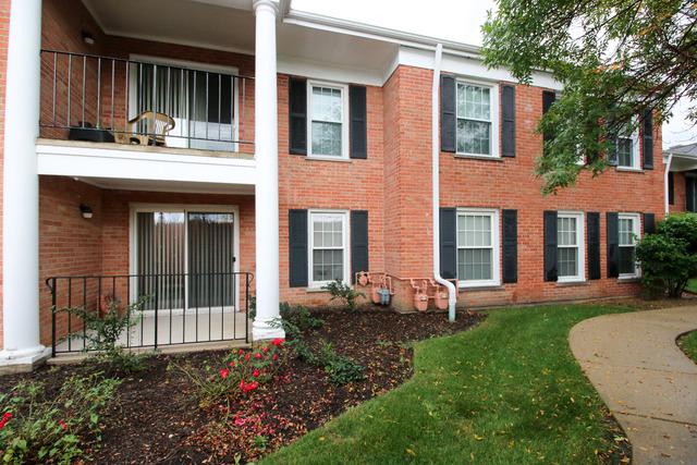 540 Shorely Dr. #101, Barrington, IL 60010