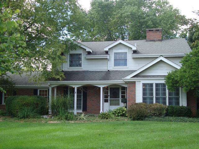 27W118 Fleming Dr., Winfield, IL 60190