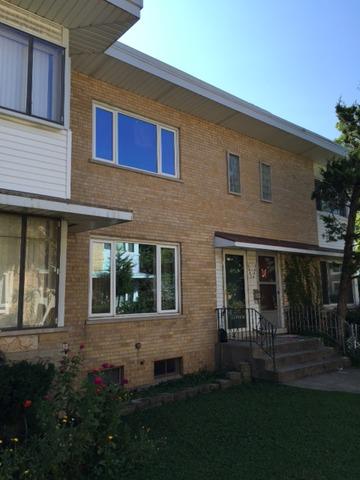 1442 Willow Ave., Des Plaines, IL 60016