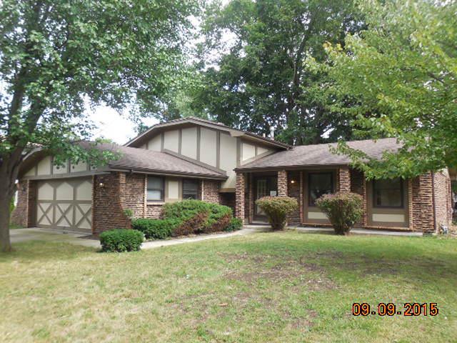 10113 S 86th Ct., Palos Hills, IL 60465