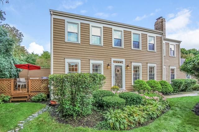 1601 Stonebridge Tr., Wheaton, IL 60189