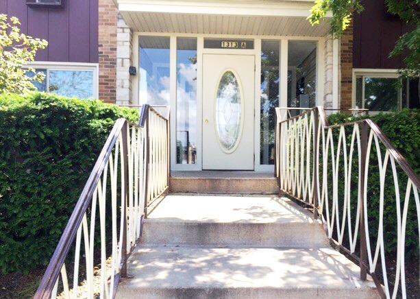 1313 Rebecca Ave. #109, Lombard, IL 60148