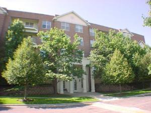 3100 Town Square Dr. #301, Rolling Meadows, IL 60008
