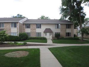 1730 Robin Walk #A, Hoffman Estates, IL 60169
