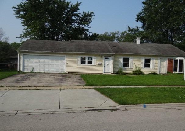123 Crestwood Dr., Streamwood, IL 60107