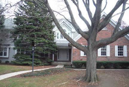 5S525 Scots Dr. #E, Naperville, IL 60563
