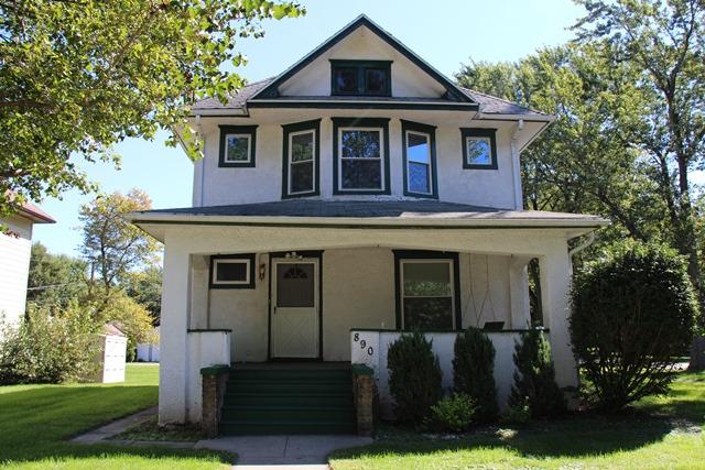 890 S Poplar Ave., Kankakee, IL 60901