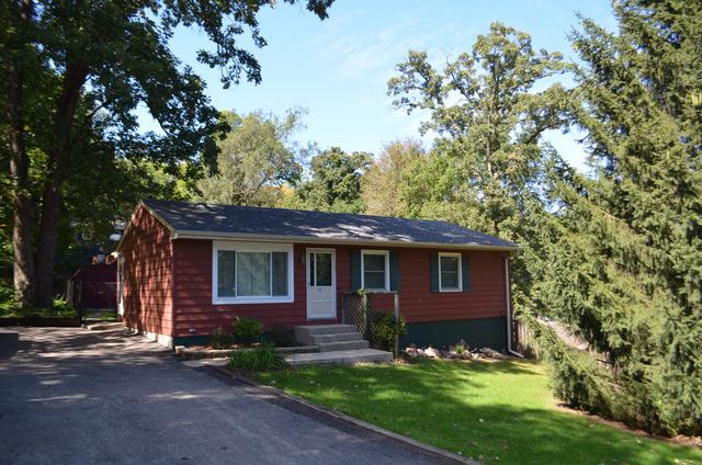 813 Nevin Rd., Lake In The Hills, IL 60156