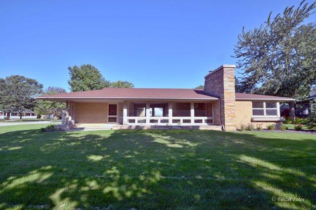 50 Dole Ave., Crystal Lake, IL 60014