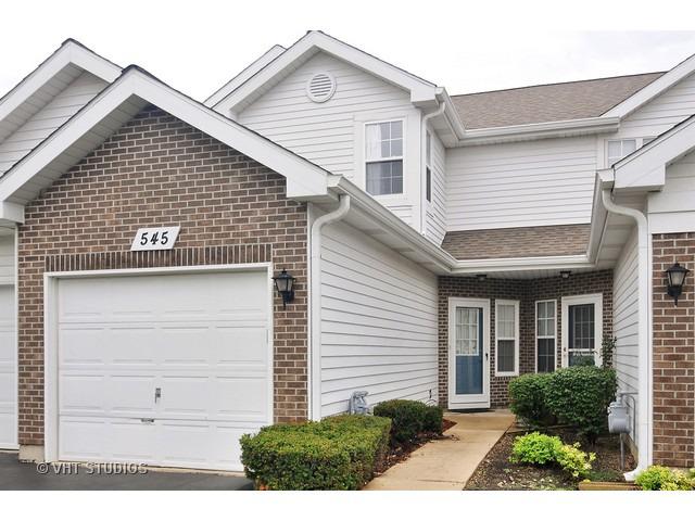 545 Woodhaven Dr., Mundelein, IL 60060