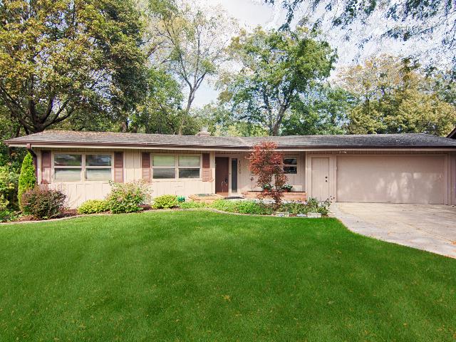 1925 Old Orchard Ct., Rockford, IL 61107