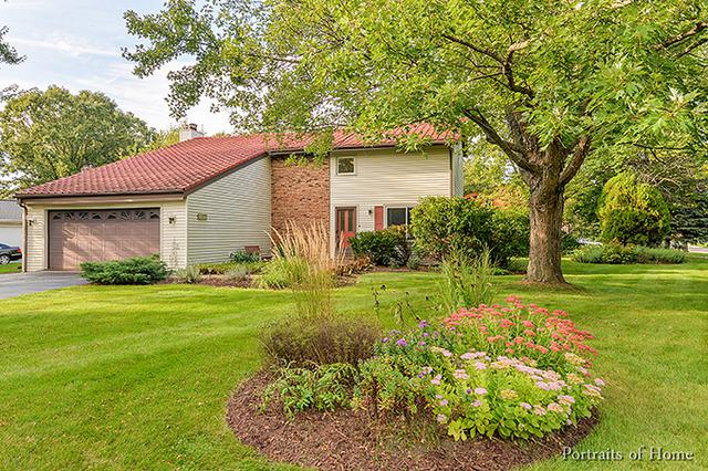 1925 Coach Dr., Naperville, IL 60565
