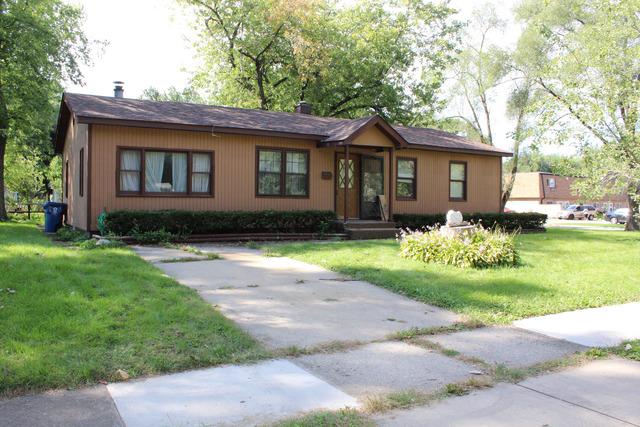 916 Morton Ave., Aurora, IL 60506