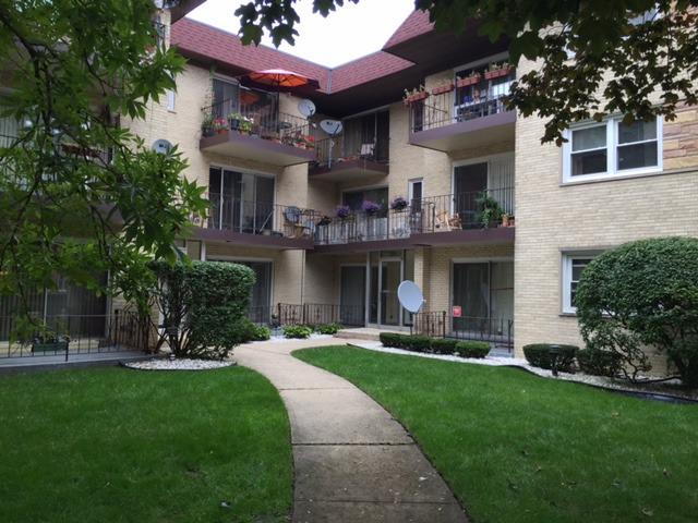 5215 N Potawatomie St. #103, Chicago, IL 60656