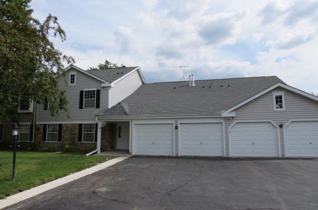 131 Century Ct. #O2, Schaumburg, IL 60193