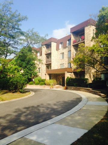 2150 Valencia Dr. #405A, Northbrook, IL 60062