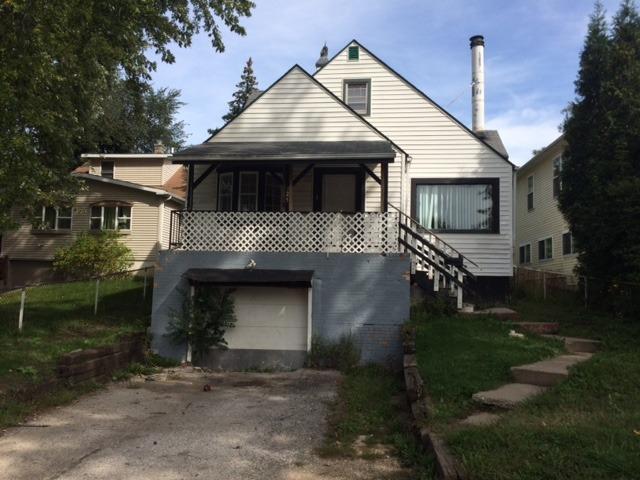 325 Forest Glen Dr., Round Lake Park, IL 60073