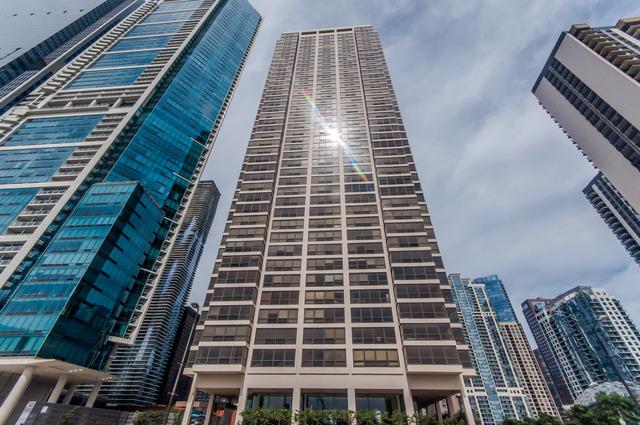 360 E Randolph St. #3205, Chicago, IL 60601