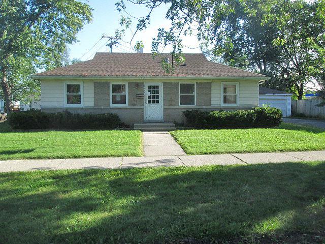 9527 Sayre Ave., Morton Grove, IL 60053