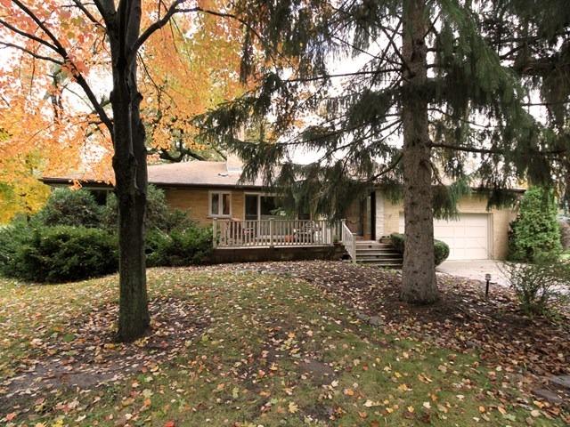256 S Brookdale Ln., Palatine, IL 60067