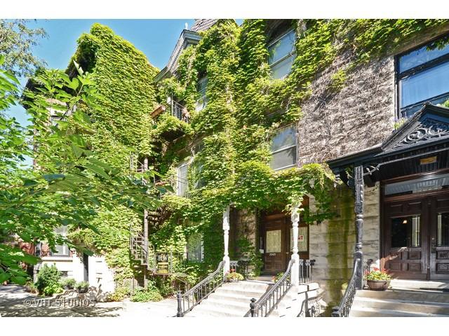 2243 N Dayton St., Chicago, IL 60614