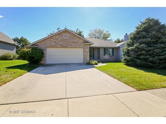 124 Salem Dr., DeKalb, IL 60115