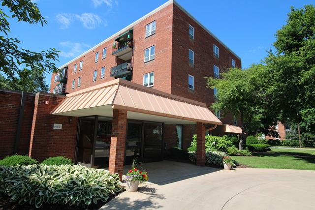 460 W Downer Pl. #5E, Aurora, IL 60506