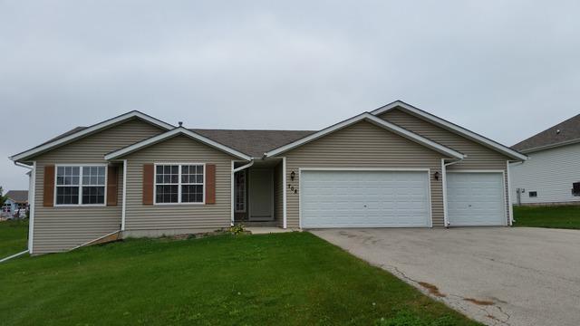 708 Merrion Rd., Roscoe, IL 61073