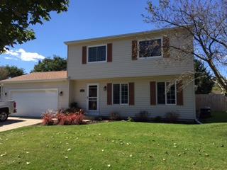 1451 Larson St., Sycamore, IL 60178