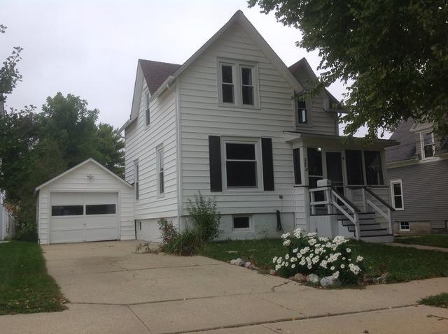 525 Center Ave., Sycamore, IL 60178