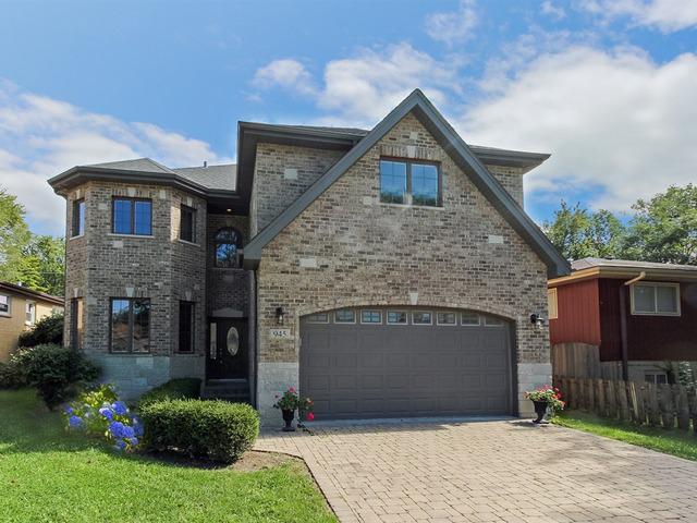 945 6th Ave., La Grange, IL 60525