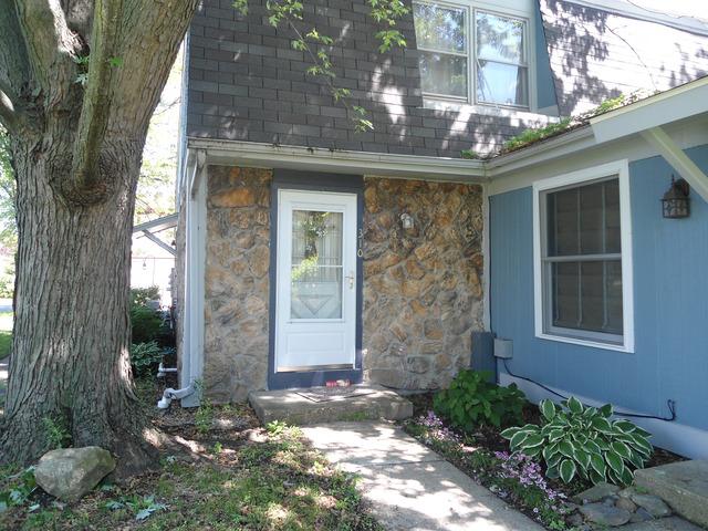 310 Farmingdale Cir., Vernon Hills, IL 60061