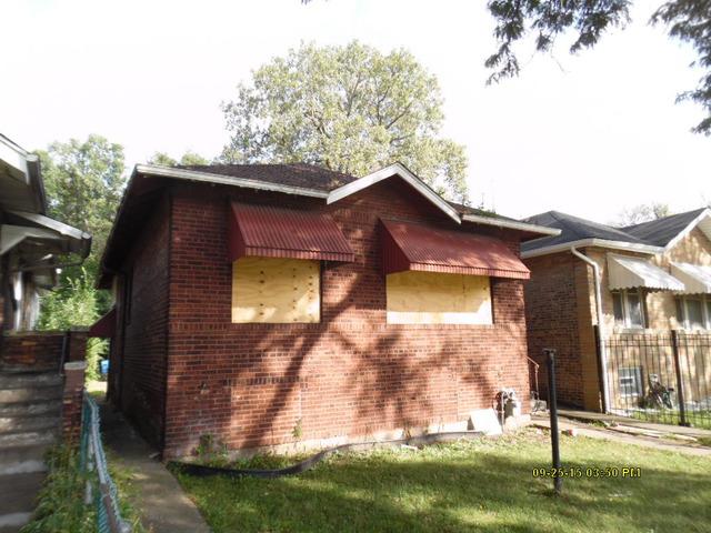 8227 S Woodlawn Ave., Chicago, IL 60619