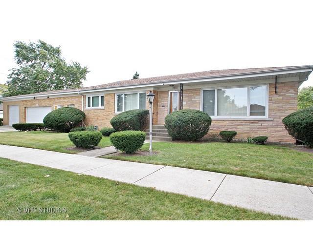7853 W Monroe St., Niles, IL 60714