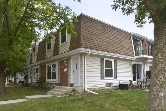 2237 Glenview Ct., Schaumburg, IL 60194