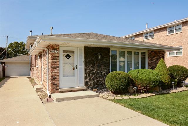 10630 S 80th Ct., Palos Hills, IL 60465
