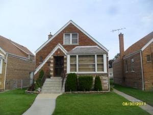 8045 S Albany Ave., Chicago, IL 60652